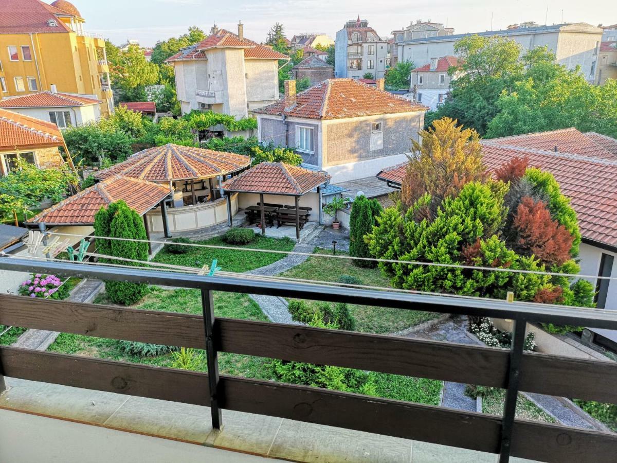 Guestrooms Stoyanovi Τσερνομόρετς Εξωτερικό φωτογραφία
