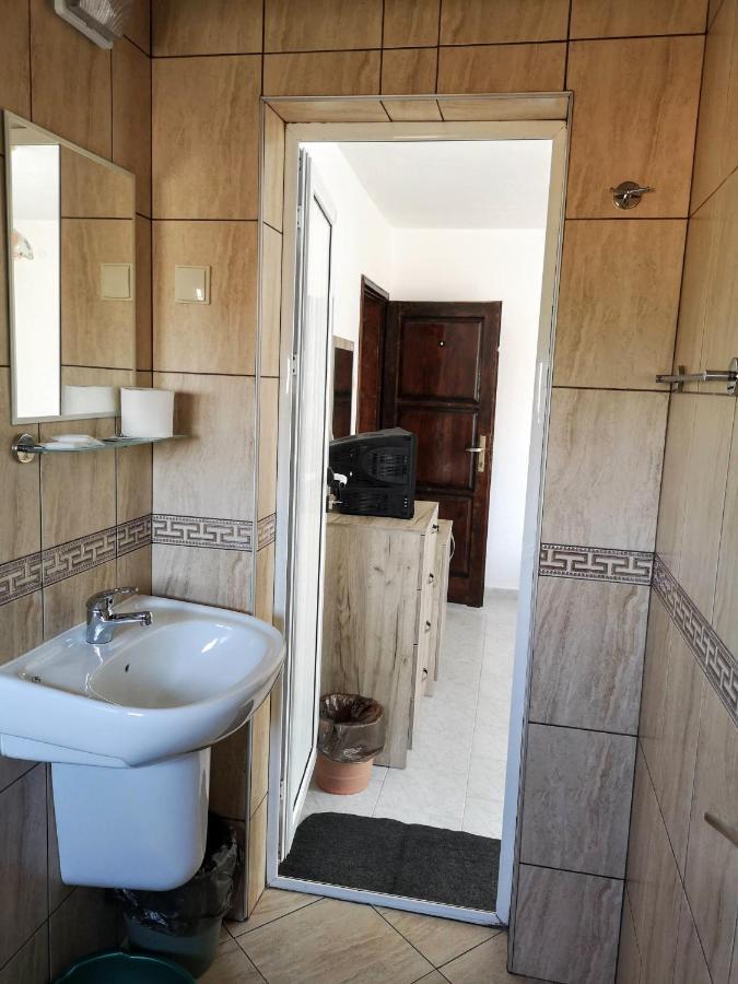 Guestrooms Stoyanovi Τσερνομόρετς Εξωτερικό φωτογραφία